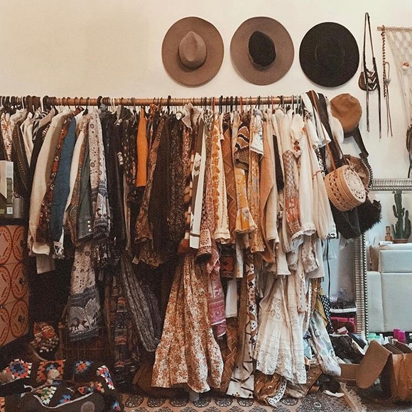 WANDERLUST mystery box - Picture 3 of 8